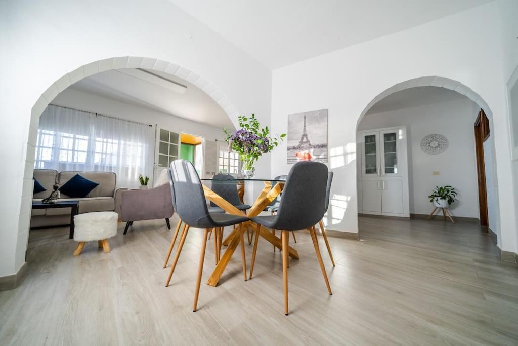 פרונטרה Vivienda Vacacional Efriland מראה חיצוני תמונה